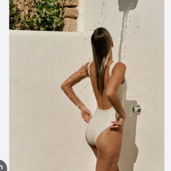 Monday Swimwear Sardinia One Piece Swimsuit Size S NEW in Ivory - Picture 5 of 9